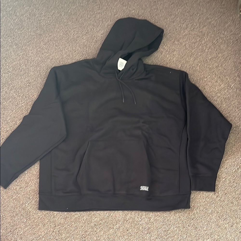 Levi’s Black Hooded Sweatshirt with Ribbed Cuffs
